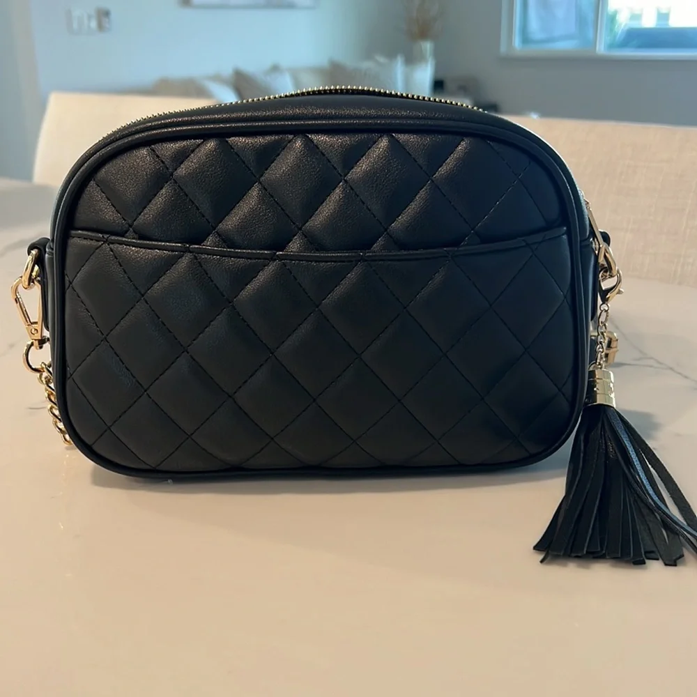 Lola Mae black quilted crossbody / shoulder bag - Picture 2 of 11
